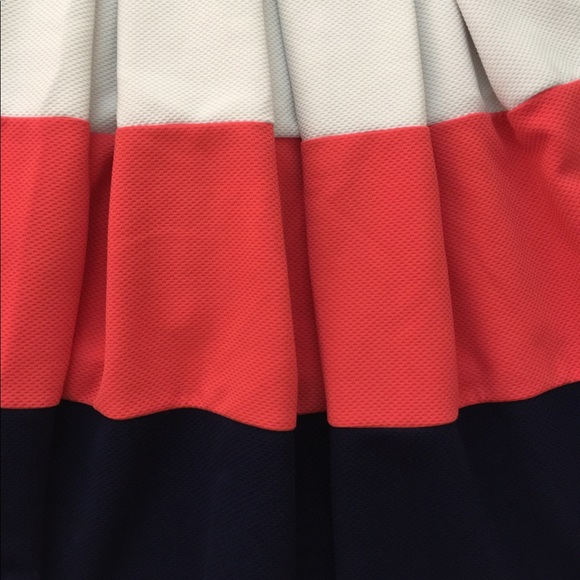 EUC Tiana B. Cream, Peach, Dark Blue Flair Dress,4 - Picture 7 of 7